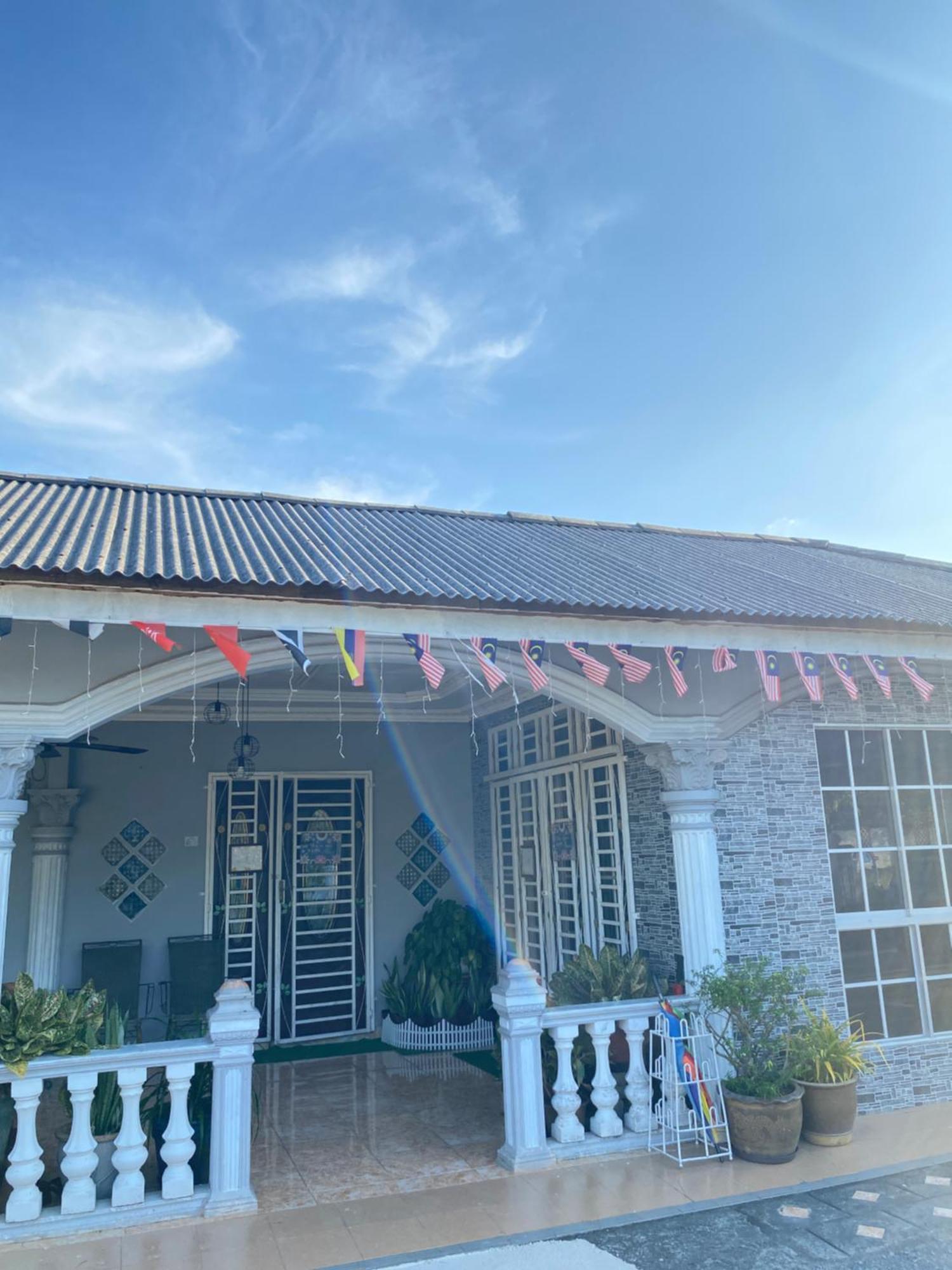 Teratak Tiga Homestay Padang Besar Kaki Bukit Ngoại thất bức ảnh